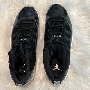 Jordan 11 Retro Low